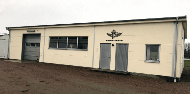 I egen regi från egna lokaler